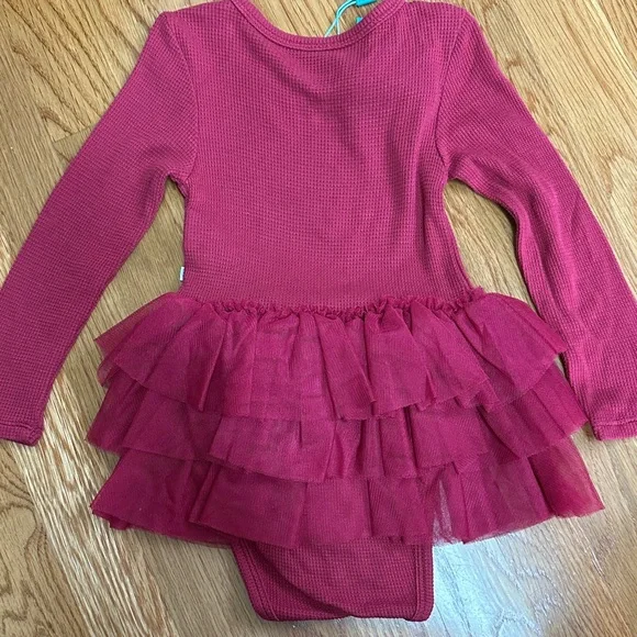 NWT Posh Peanut Burgundy waffle LS toddler Onsie with Tulle Skirt 18-24mo - Picture 4 of 4